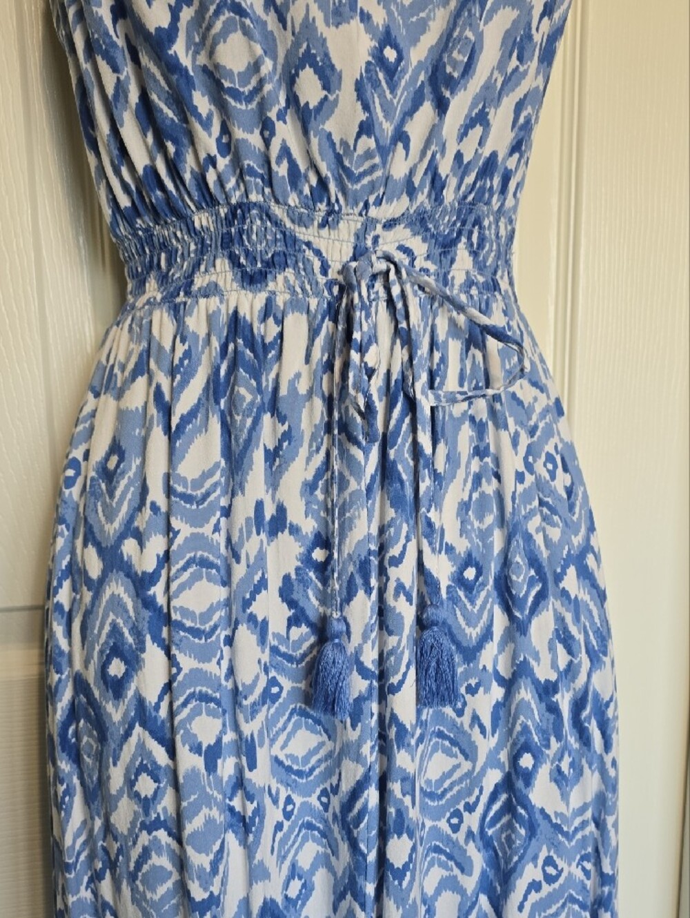 Jessica Simpson Blue and White Printed Strapless Dress - Picture 13 of 16